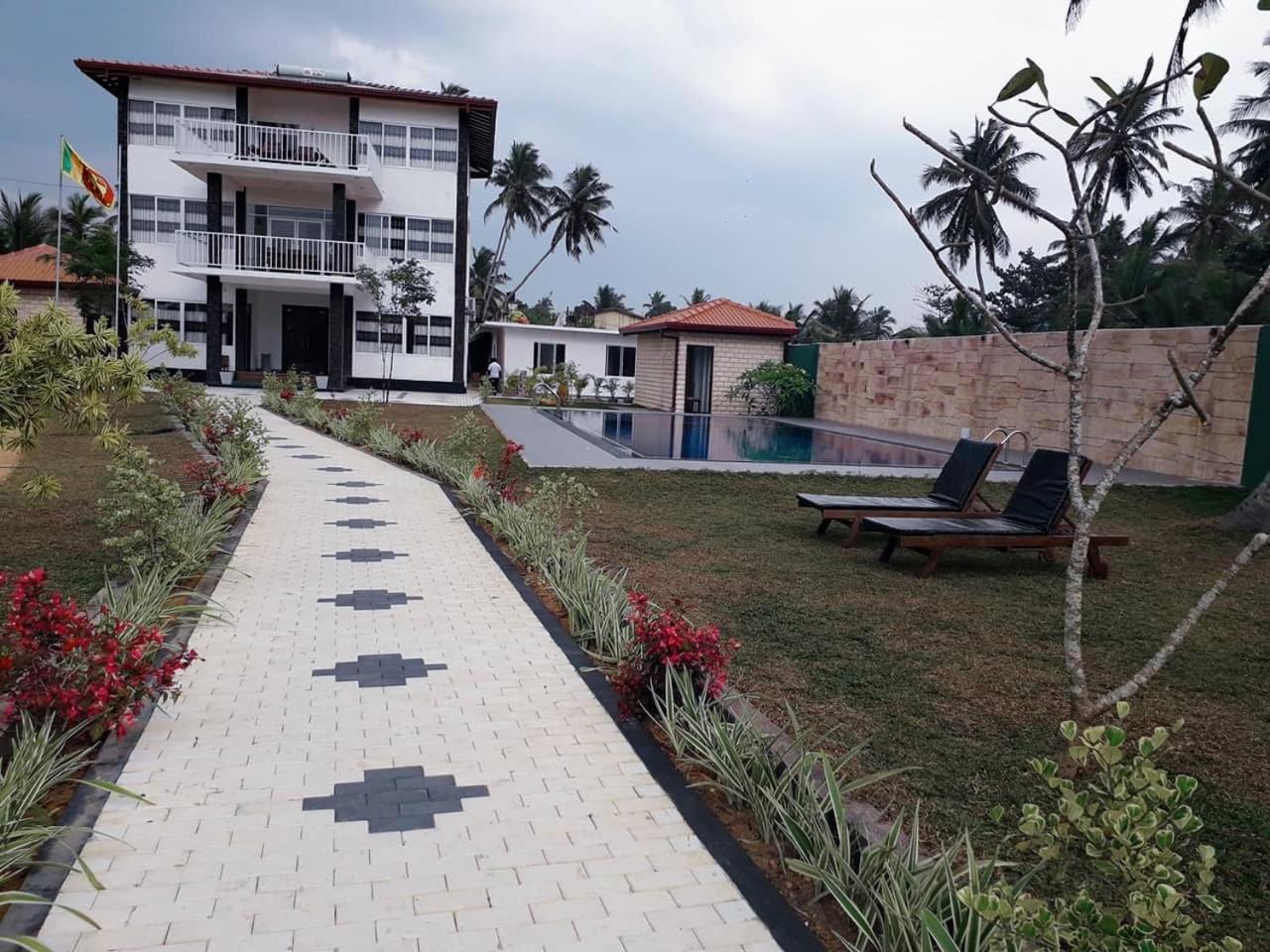 واديوفا Blue Beach Villa المظهر الخارجي الصورة